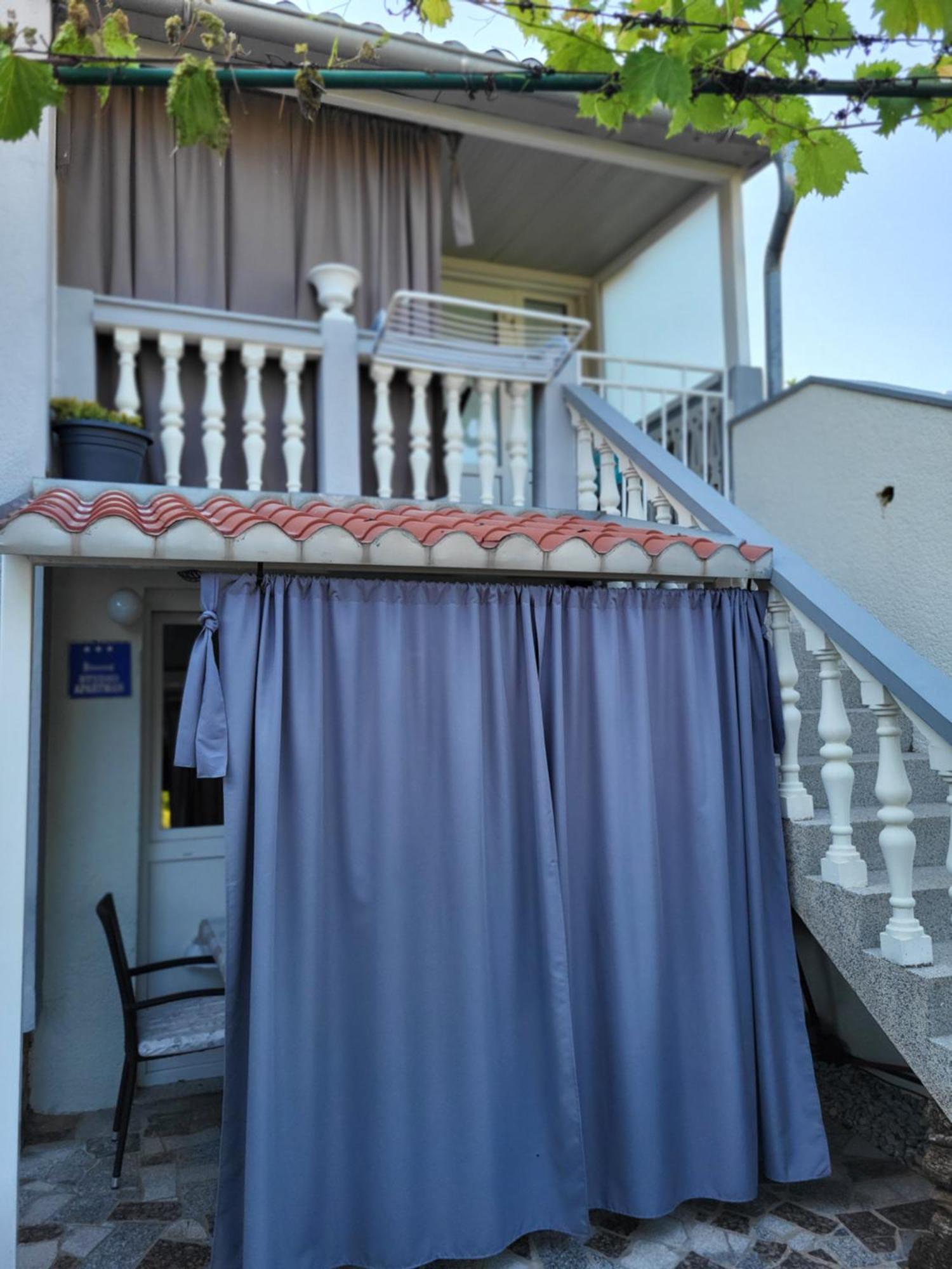 Apartmani I Sobe Mara Palit Exterior foto